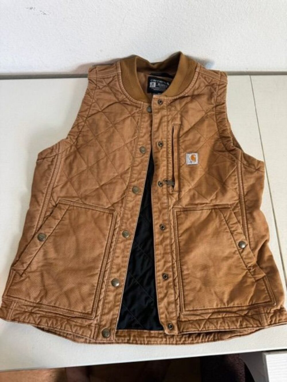 Carhartt women’s quilted canvas insulated vest, size Medium (8–10)